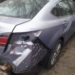 chetvert pravaya mazda 6