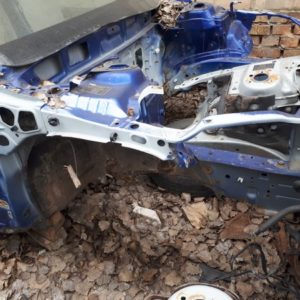 Chetvert perednyaa pravaya mazda 6