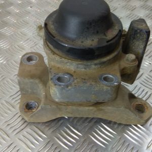 podushka dvigatelya EG2139060G