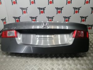 Krishka bagazhnika Honda Accord VIII CU 68500TL0G00ZZ Krishka bagazhnika Honda Accord VIII CU 68500TL0G00ZZ